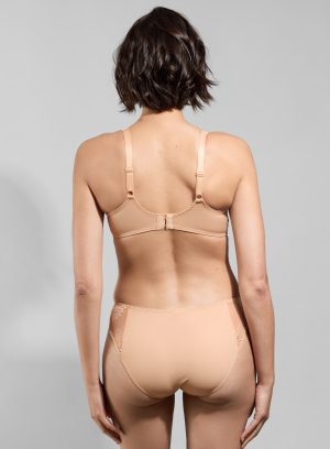 Soutien-gorge emboitant...
